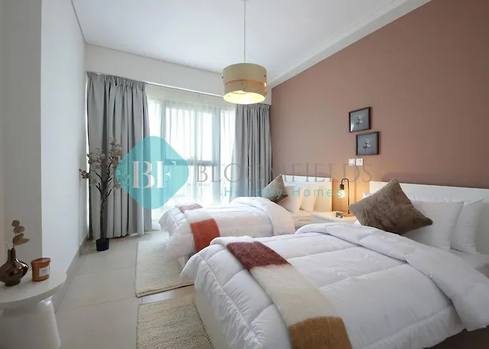 Bloomfields Luxury 2Br Wave Tower Al Reem